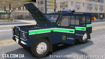 Policia PSP & GNR Land Rover Defender 